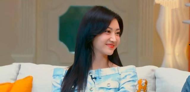 唐艺昕今日吃瓜视频